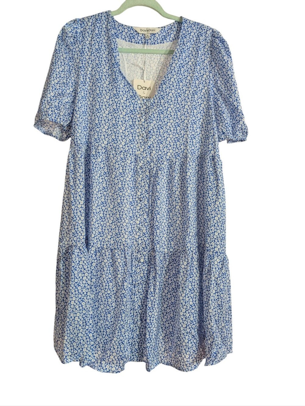 Davi & Dani Blue Floral Tiered Babydoll Dress NWT Women's Medium - Picture 2 of 10